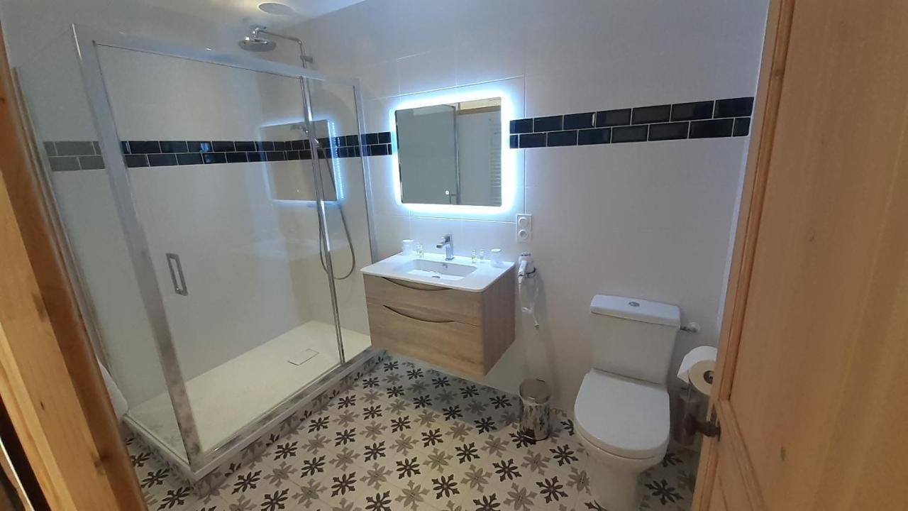 Auberge De Saint Jean Ploumilliau Екстериор снимка