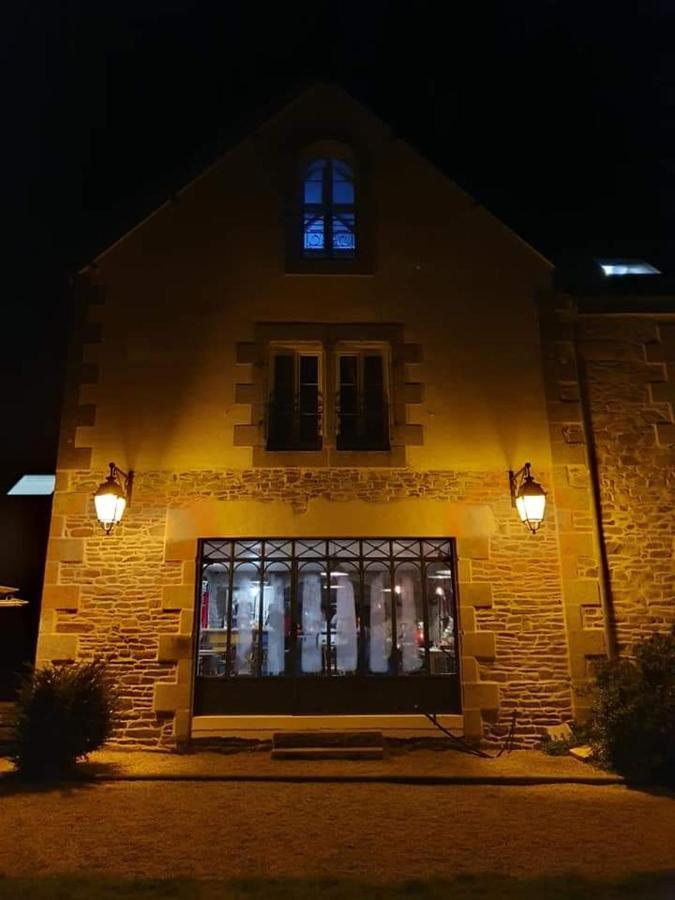 Auberge De Saint Jean Ploumilliau Екстериор снимка