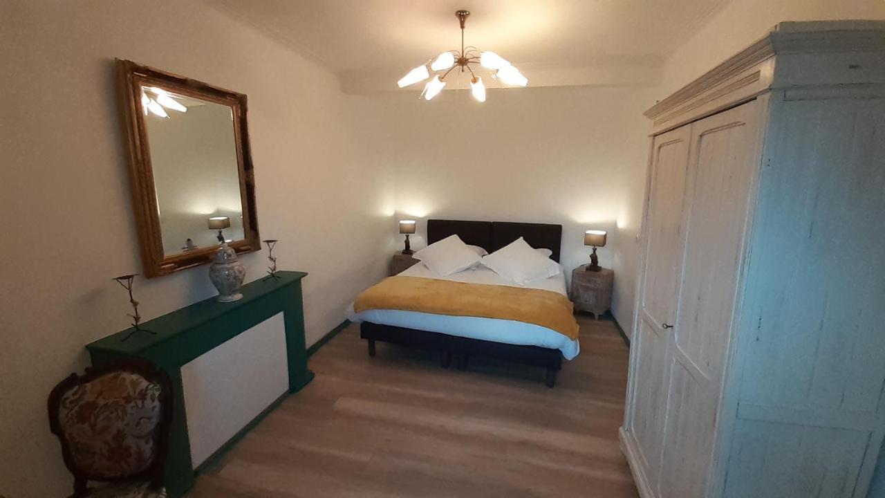 Auberge De Saint Jean Ploumilliau Екстериор снимка