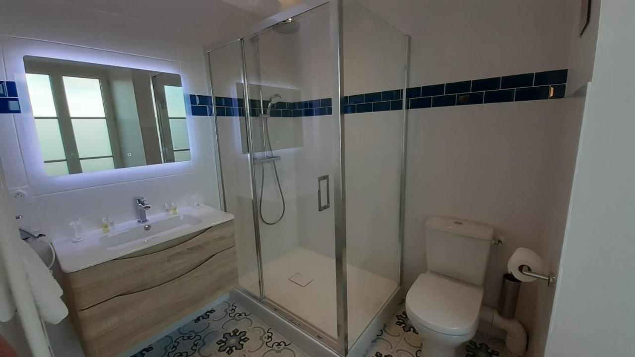 Auberge De Saint Jean Ploumilliau Екстериор снимка